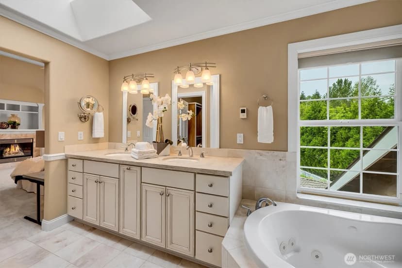 Property photo for 4511 238th Place Se, Sammamish photo 18