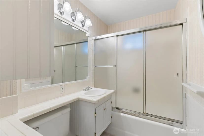 Property photo for 10231 41st Avenue Sw, Seattle photo 20