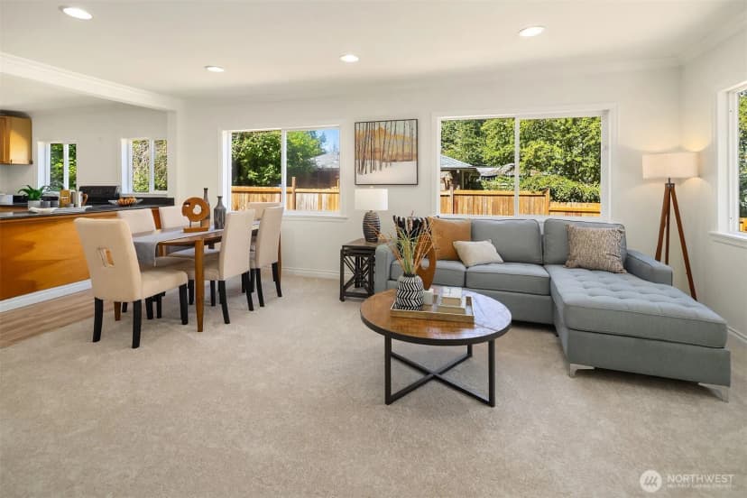 Property photo for 10218 Aqua Way S, Seattle photo 5