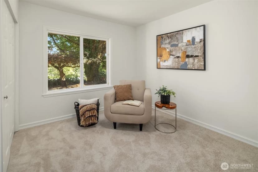 Property photo for 10218 Aqua Way S, Seattle photo 22