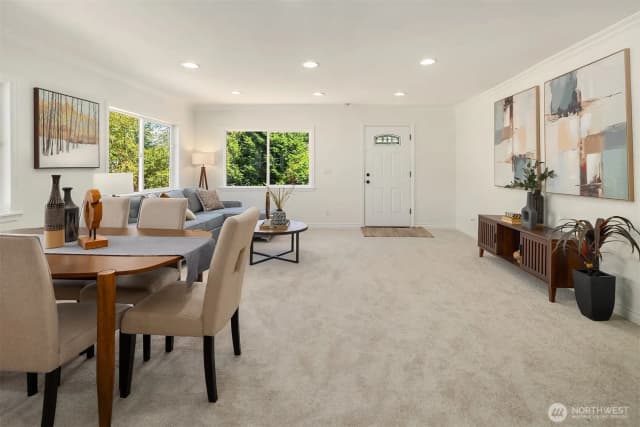 Property photo for 10218 Aqua Way S, Seattle photo 4