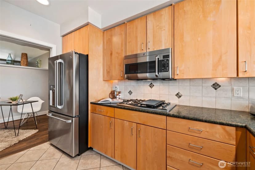 Property photo for 620 S 227th Street #103, Des Moines photo 16