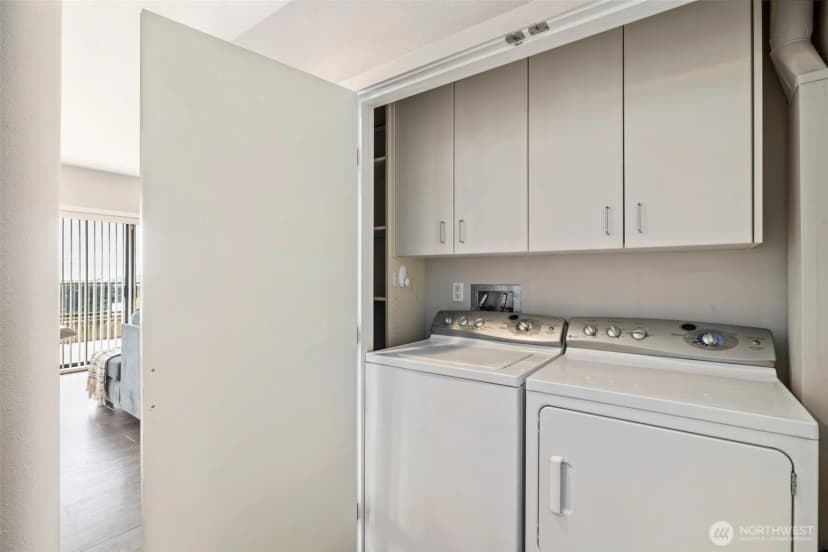 Property photo for 620 S 227th Street #103, Des Moines photo 32