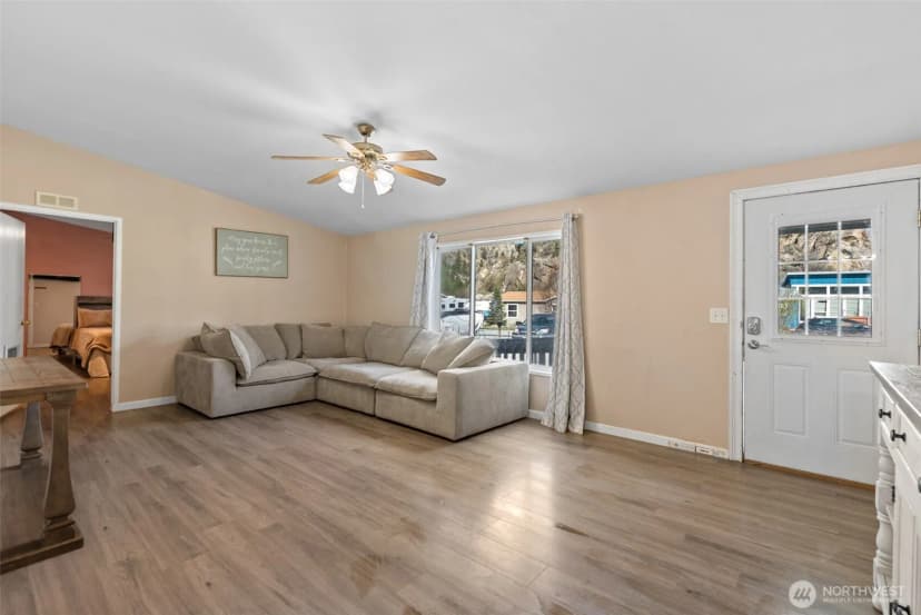 Property photo for 14934 Golden Delicious, Entiat photo 7