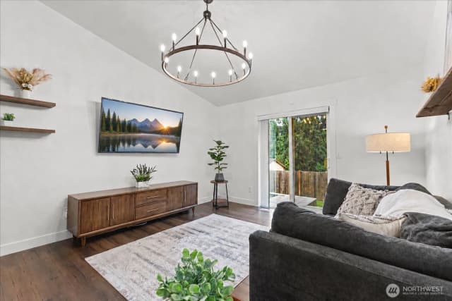 Property photo for 20206 La Paloma Drive E, Bonney Lake photo 2