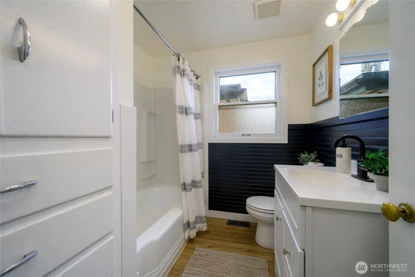 Property photo for 2216 Elizabeth Street, Bellingham photo 23