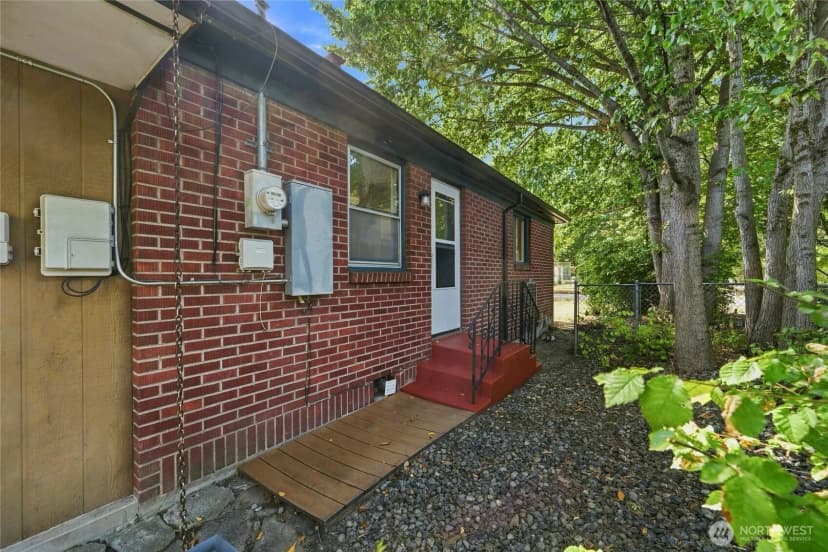 Property photo for 2216 Elizabeth Street, Bellingham photo 29
