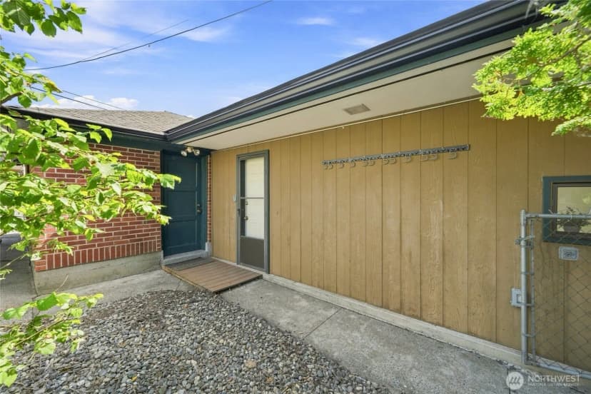 Property photo for 2216 Elizabeth Street, Bellingham photo 34