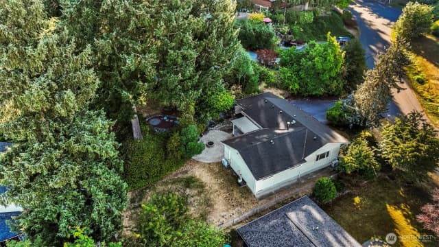 Property photo for 1908 Ne Bentley Drive, Bremerton photo 3