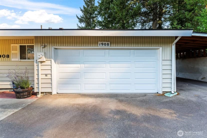Property photo for 1908 Ne Bentley Drive, Bremerton photo 25