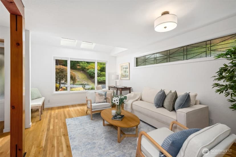 Property photo for 1804 Eagle Harbor Lane Ne #4, Bainbridge Island photo 17