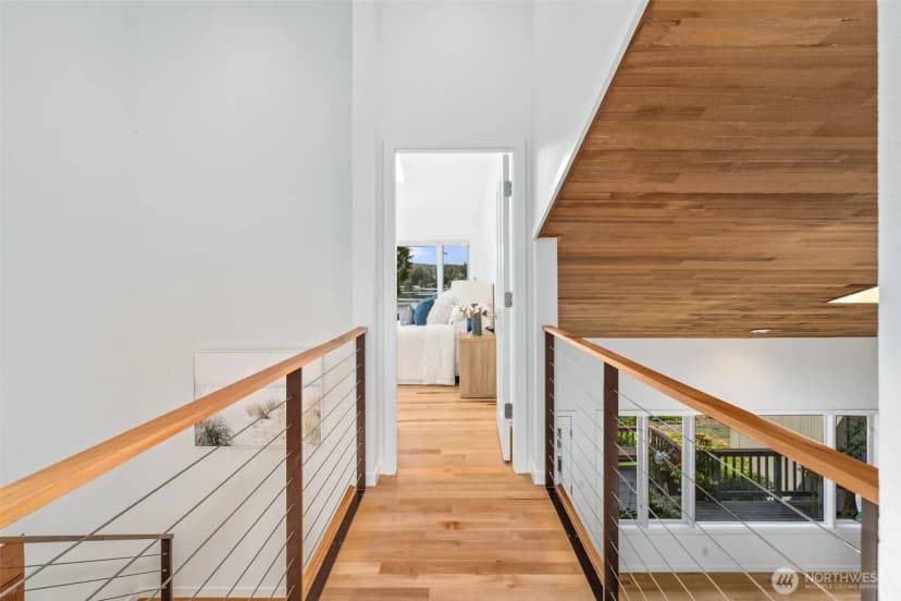 Property photo for 1804 Eagle Harbor Lane Ne #4, Bainbridge Island photo 22