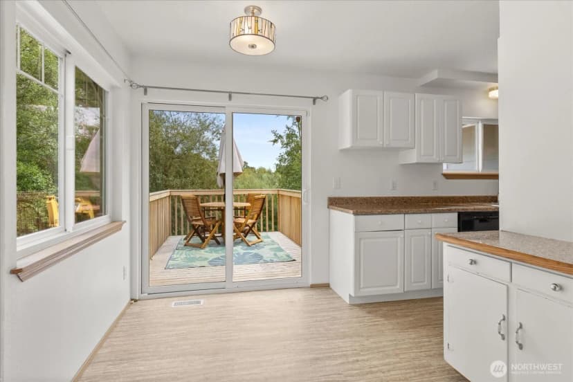 Property photo for 2404 Ravenna Street, Everett photo 5