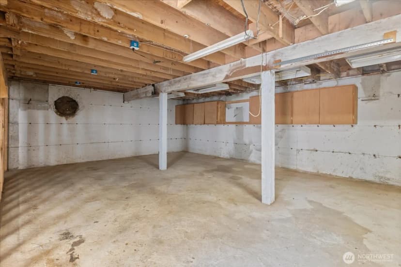 Property photo for 2404 Ravenna Street, Everett photo 25