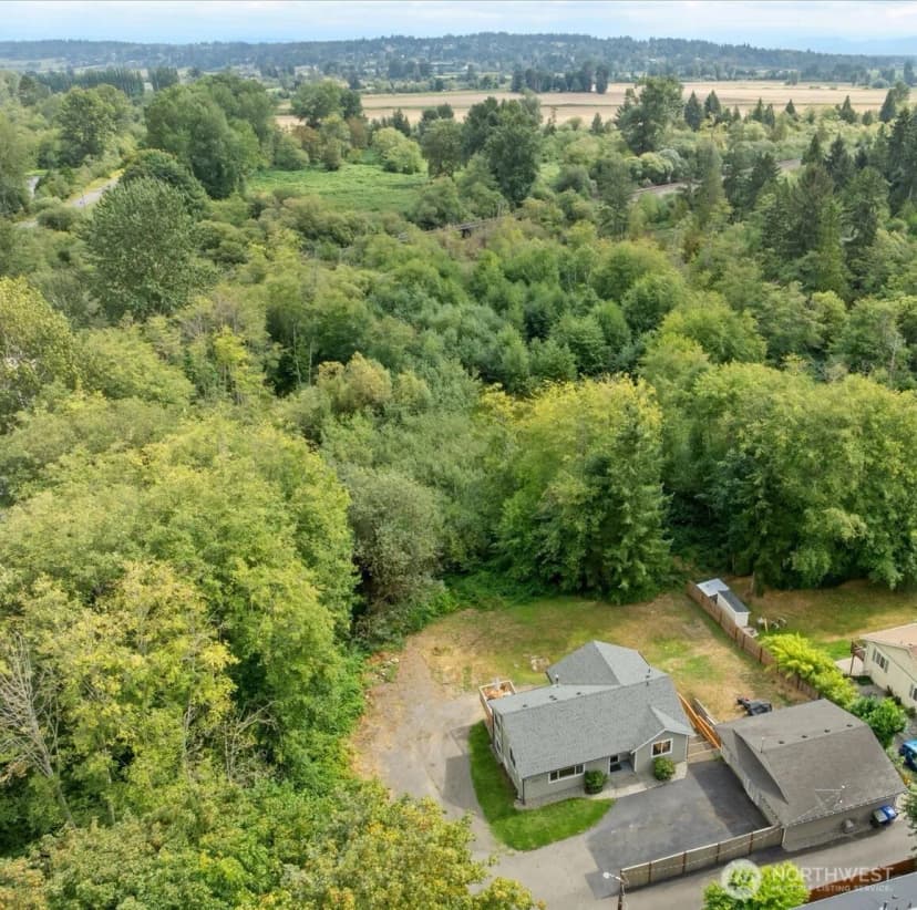 Property photo for 2404 Ravenna Street, Everett