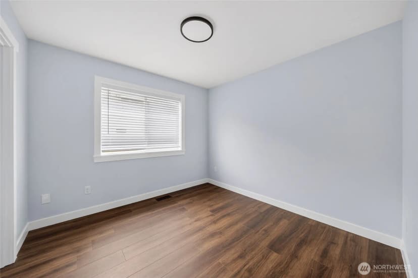 Property photo for 2807 V Court Se, Auburn photo 22