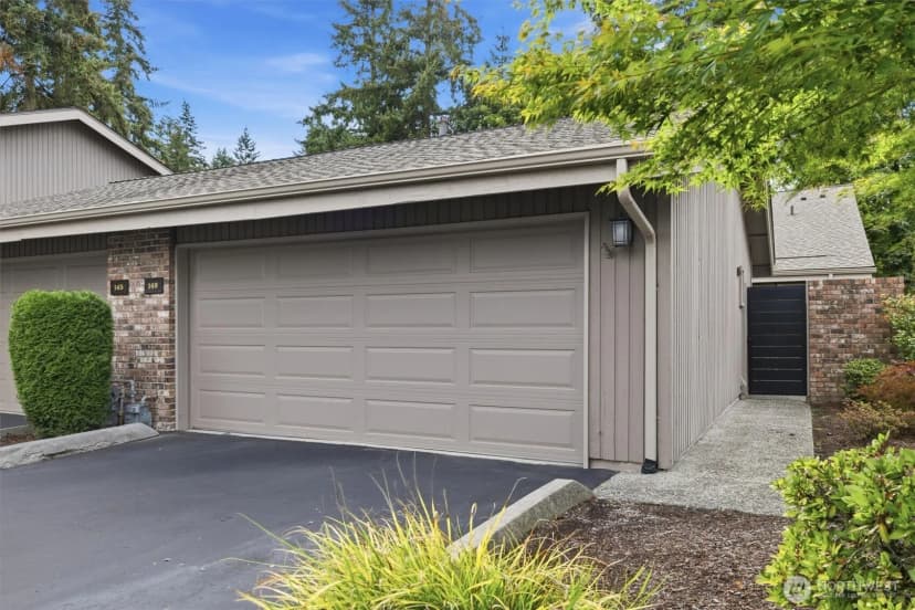 Property photo for 149 140th Place Ne #125, Bellevue photo 28