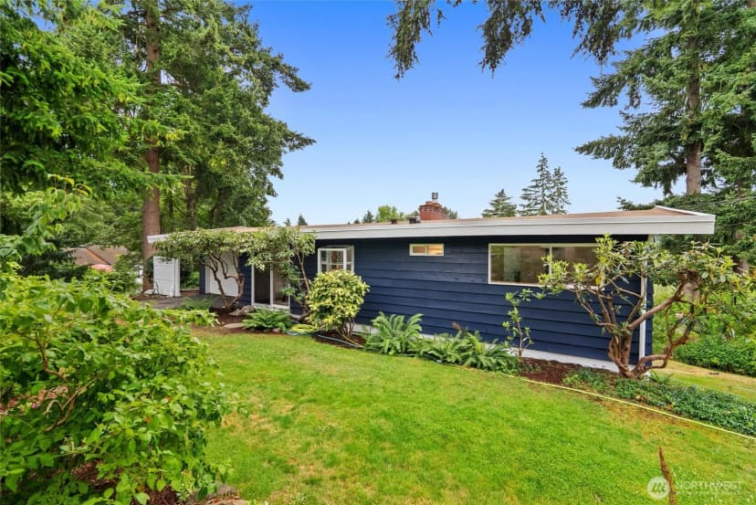 Property photo for 15805 Se 12th Place, Bellevue photo 4