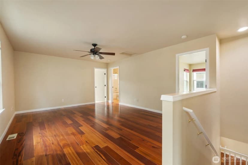 Property photo for 4307 Murrelet Avenue Sw, Port Orchard photo 17