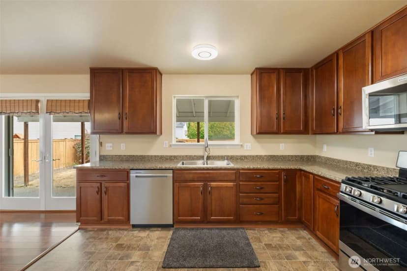 Property photo for 4307 Murrelet Avenue Sw, Port Orchard photo 7
