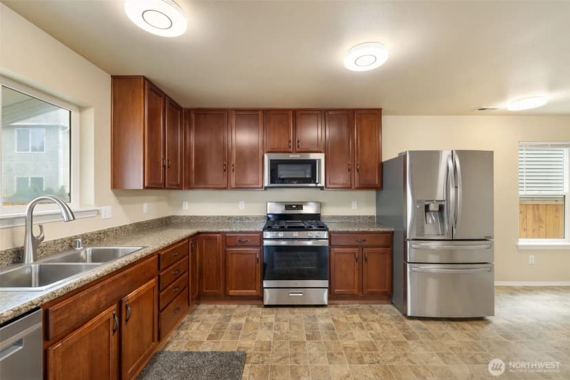 Property photo for 4307 Murrelet Avenue Sw, Port Orchard photo 8