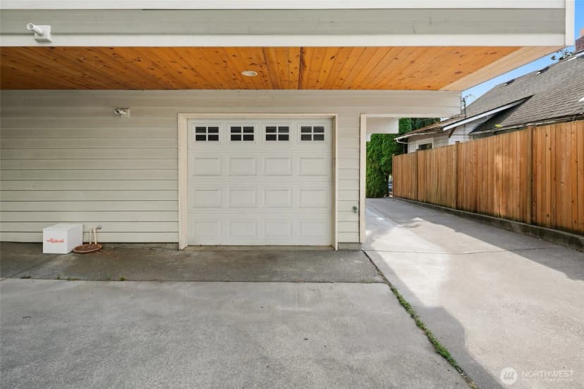 Property photo for 350 B Nw 76th Street, Seattle photo 26