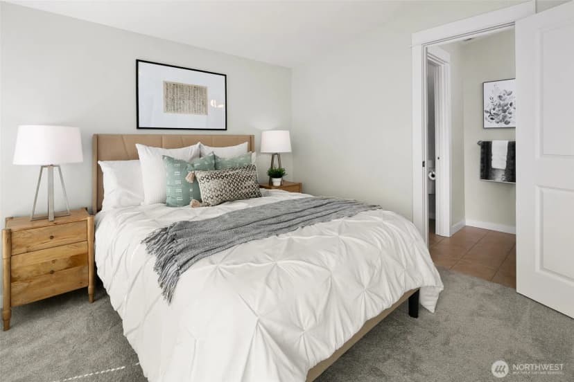 Property photo for 350 B Nw 76th Street, Seattle photo 15