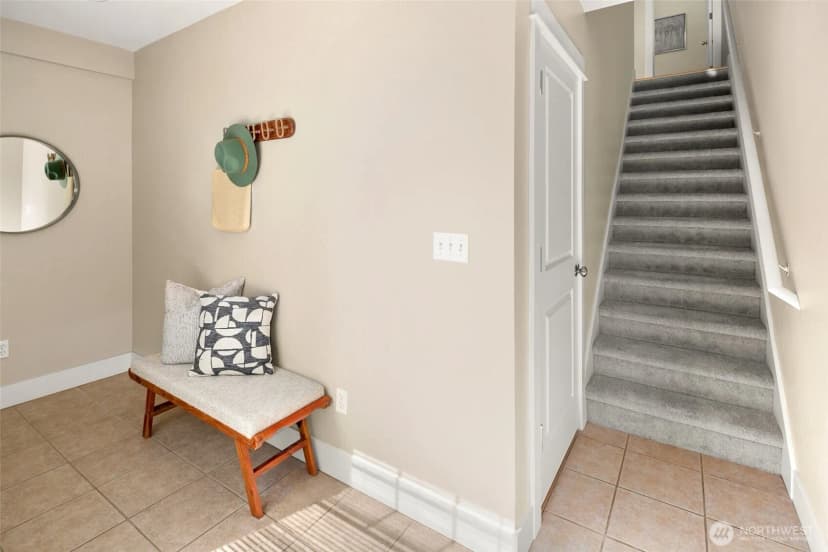 Property photo for 350 B Nw 76th Street, Seattle photo 4
