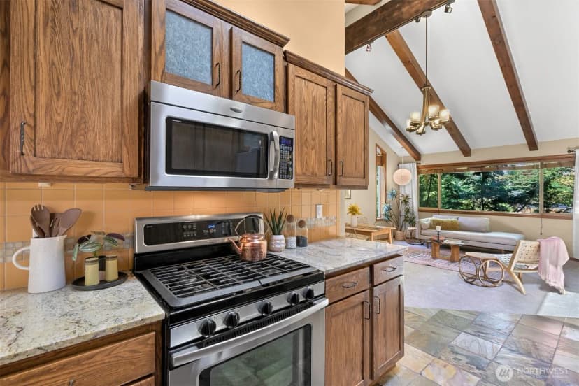 Property photo for 3208 Iowa Drive, Bellingham photo 12