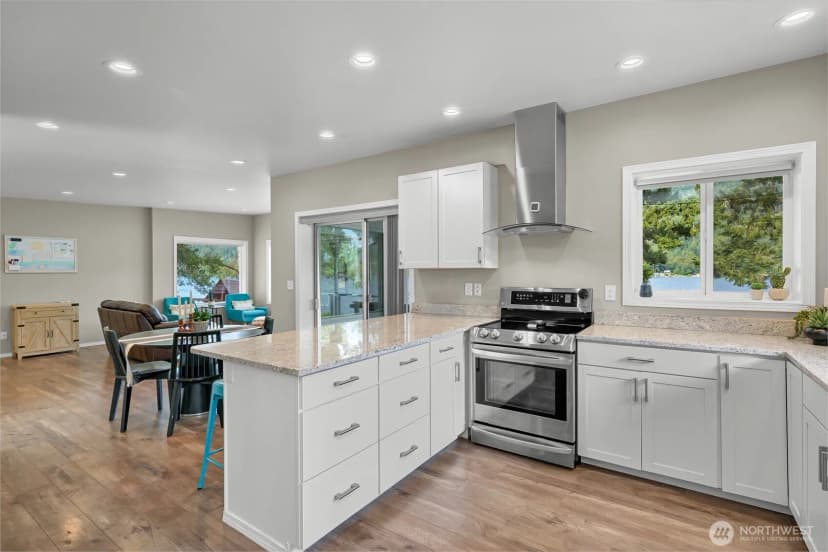 Property photo for 3770 S Bay Drive, Sedro Woolley photo 10