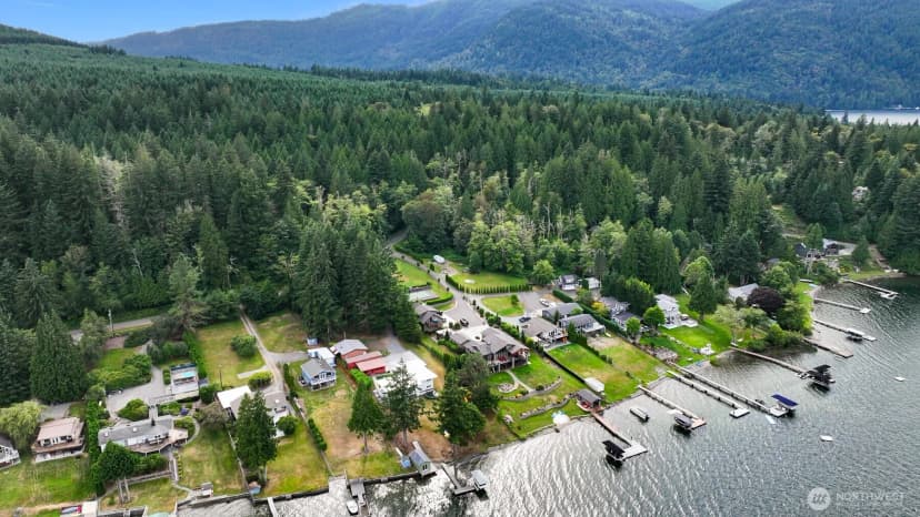 Property photo for 3770 S Bay Drive, Sedro Woolley photo 36
