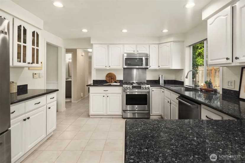 Property photo for 11722 103rd Avenue Ne, Kirkland photo 8