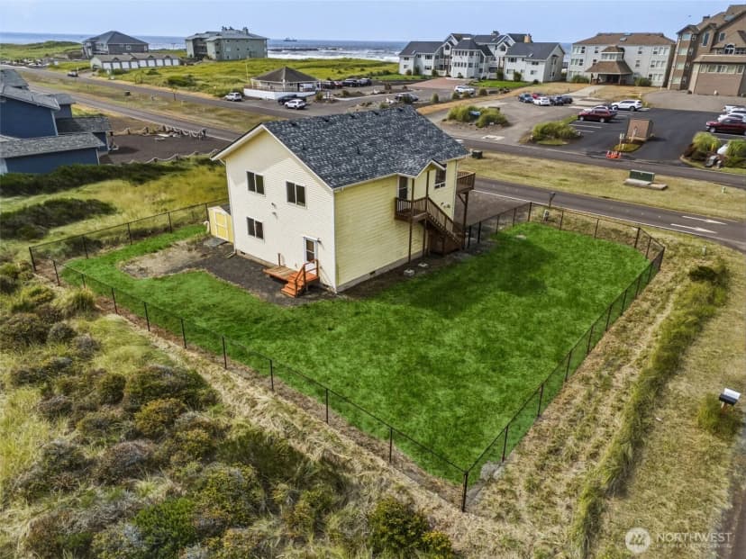 Property photo for 1400 Ocean Shores Boulevard Sw, Ocean Shores photo 24