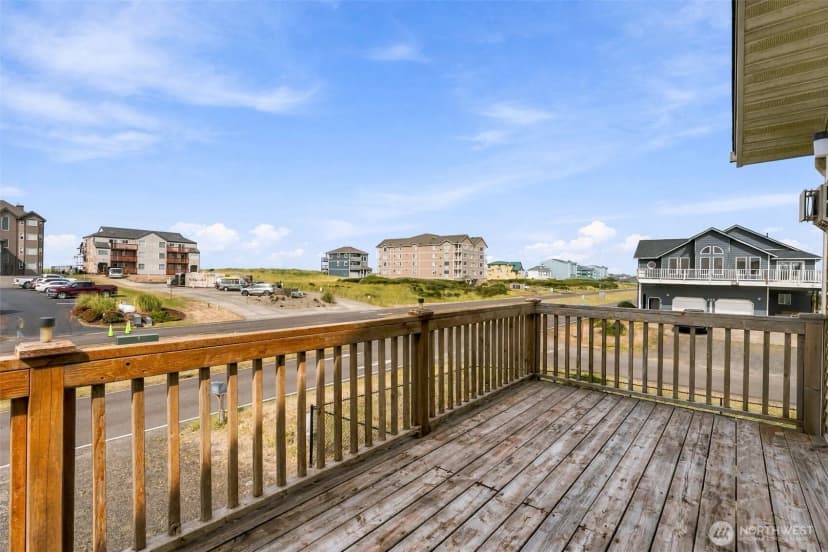 Property photo for 1400 Ocean Shores Boulevard Sw, Ocean Shores photo 20
