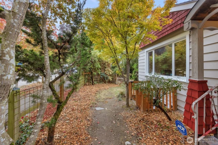 Property photo for 8 W Fulton Street, Seattle photo 5