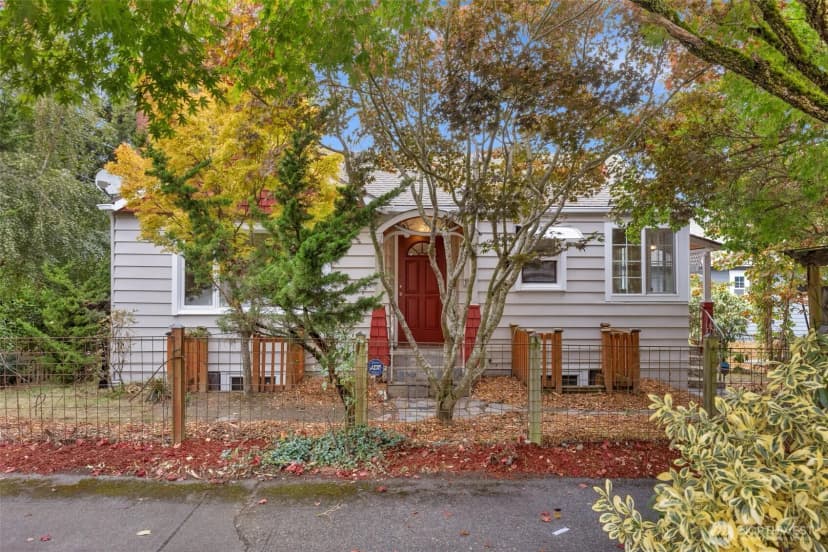 Property photo for 8 W Fulton Street, Seattle