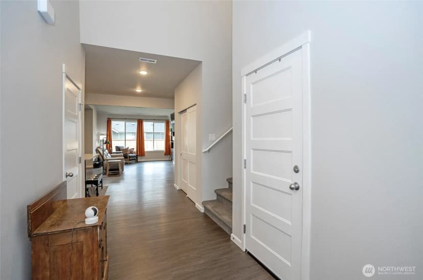 Property photo for 9908 Jackson Street Se, Yelm photo 4