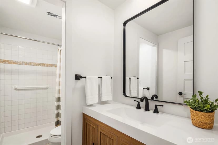 Property photo for 14265 92nd Place Ne, Kirkland photo 25