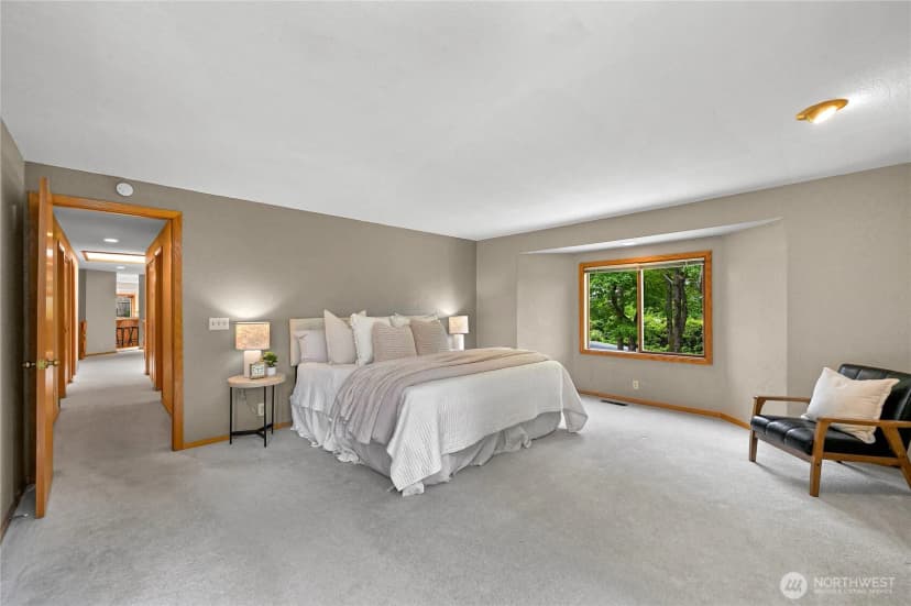 Property photo for 208 Hawthorn Road, Bellingham photo 21