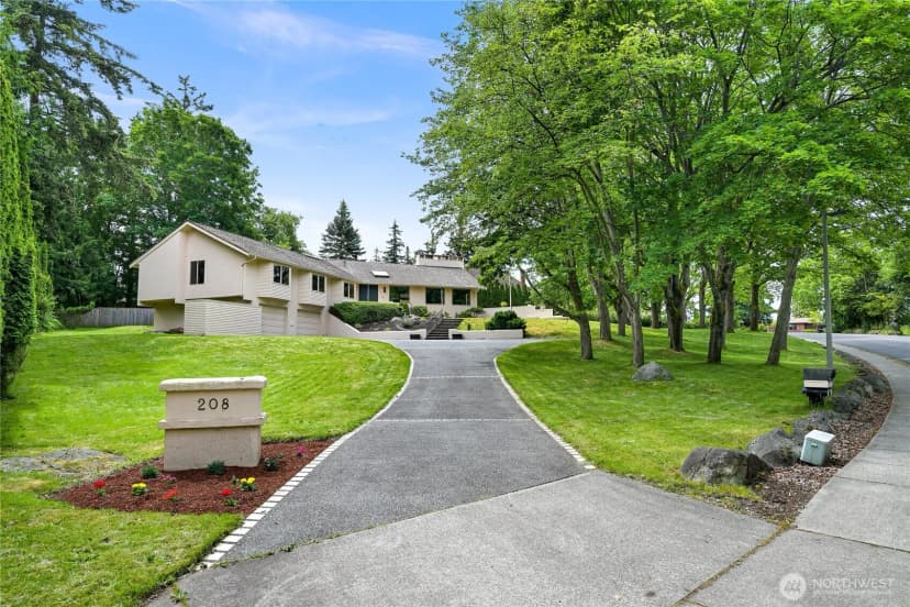 Property photo for 208 Hawthorn Road, Bellingham photo 39