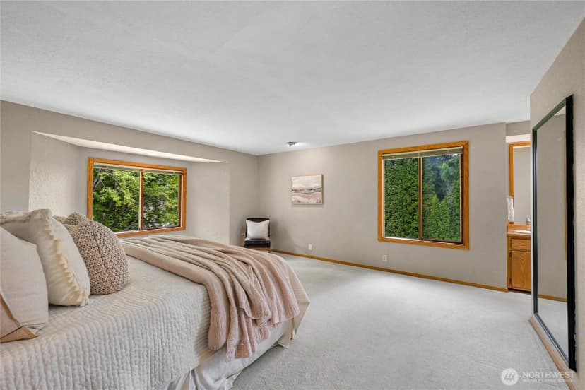 Property photo for 208 Hawthorn Road, Bellingham photo 20