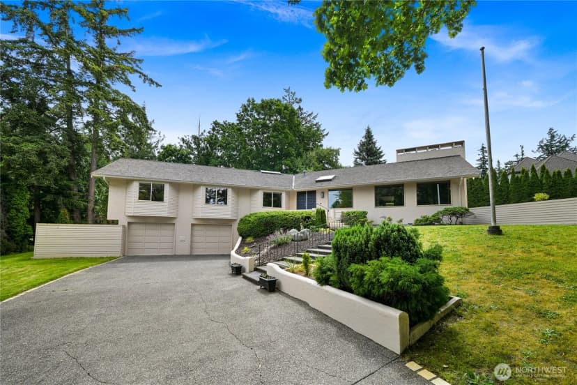 Property photo for 208 Hawthorn Road, Bellingham photo 38