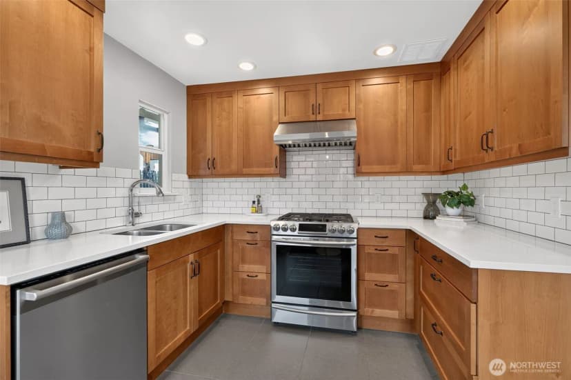 Property photo for 3518 Sw Austin Street, Seattle photo 11