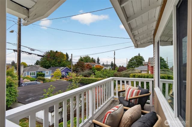 Property photo for 3518 Sw Austin Street, Seattle photo 3