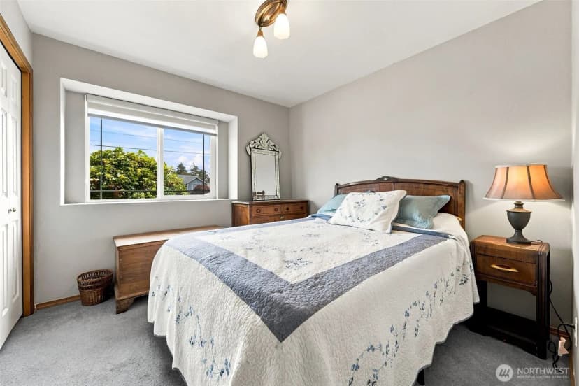 Property photo for 365 Canal Drive Ne, Ocean Shores photo 17