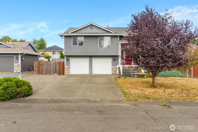 Property photo for 1217 Sw 29th Ave Court, Puyallup photo 2