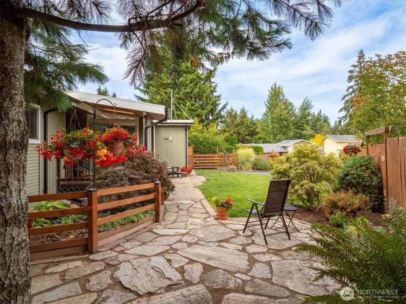 Property photo for 9626 Laurel Lane, Edmonds photo 31