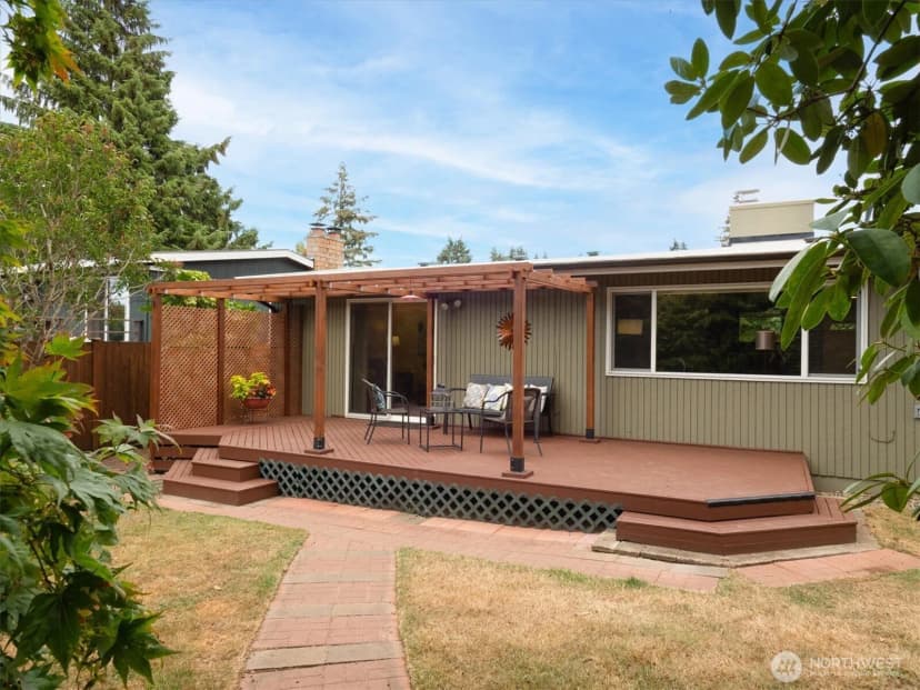 Property photo for 9626 Laurel Lane, Edmonds photo 24