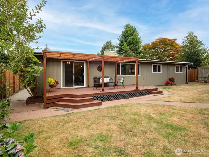 Property photo for 9626 Laurel Lane, Edmonds photo 25