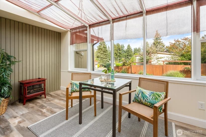 Property photo for 9626 Laurel Lane, Edmonds photo 11